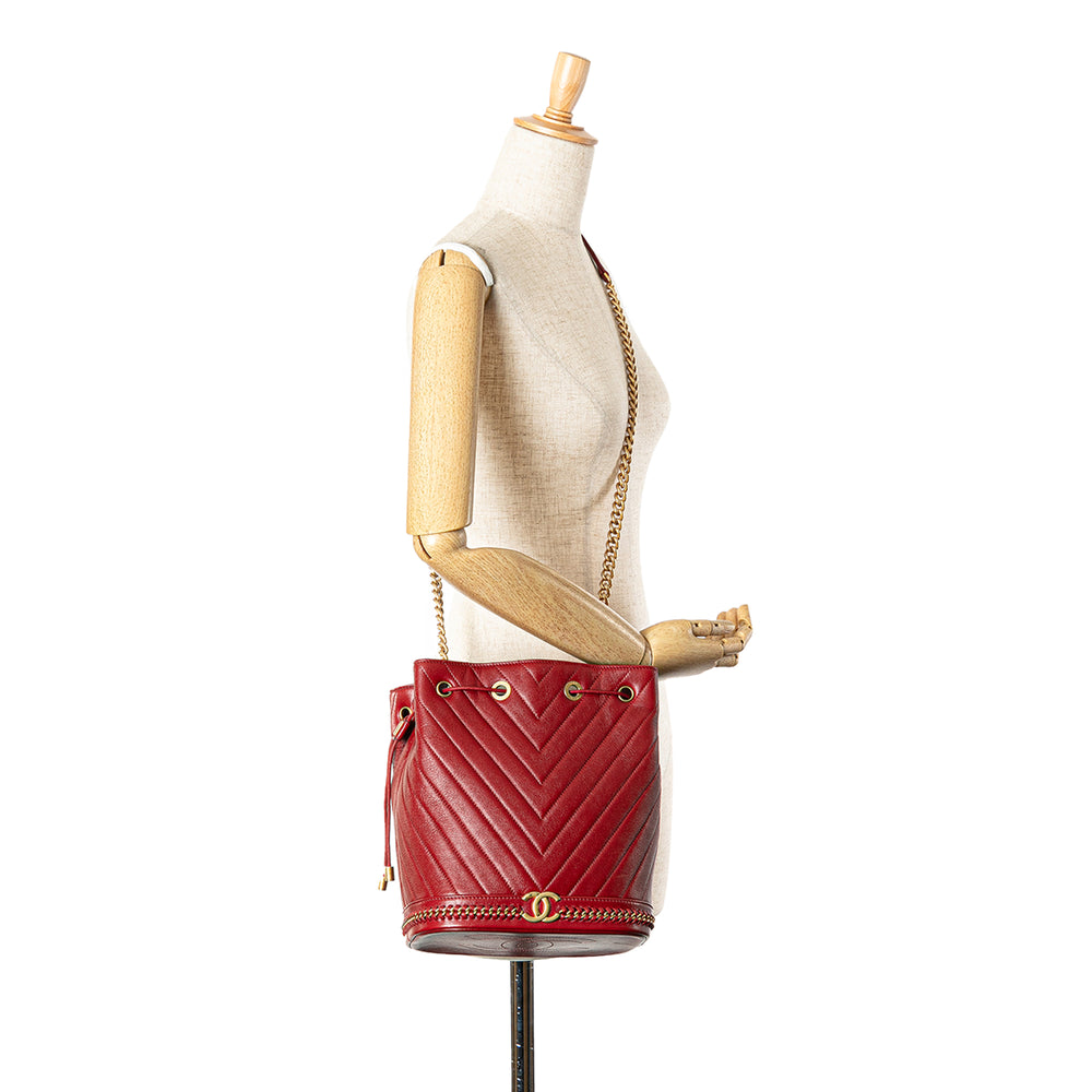 Paris Cosmopolite Medium Chevron Lambskin Bucket Bag Red - Gaby Paris