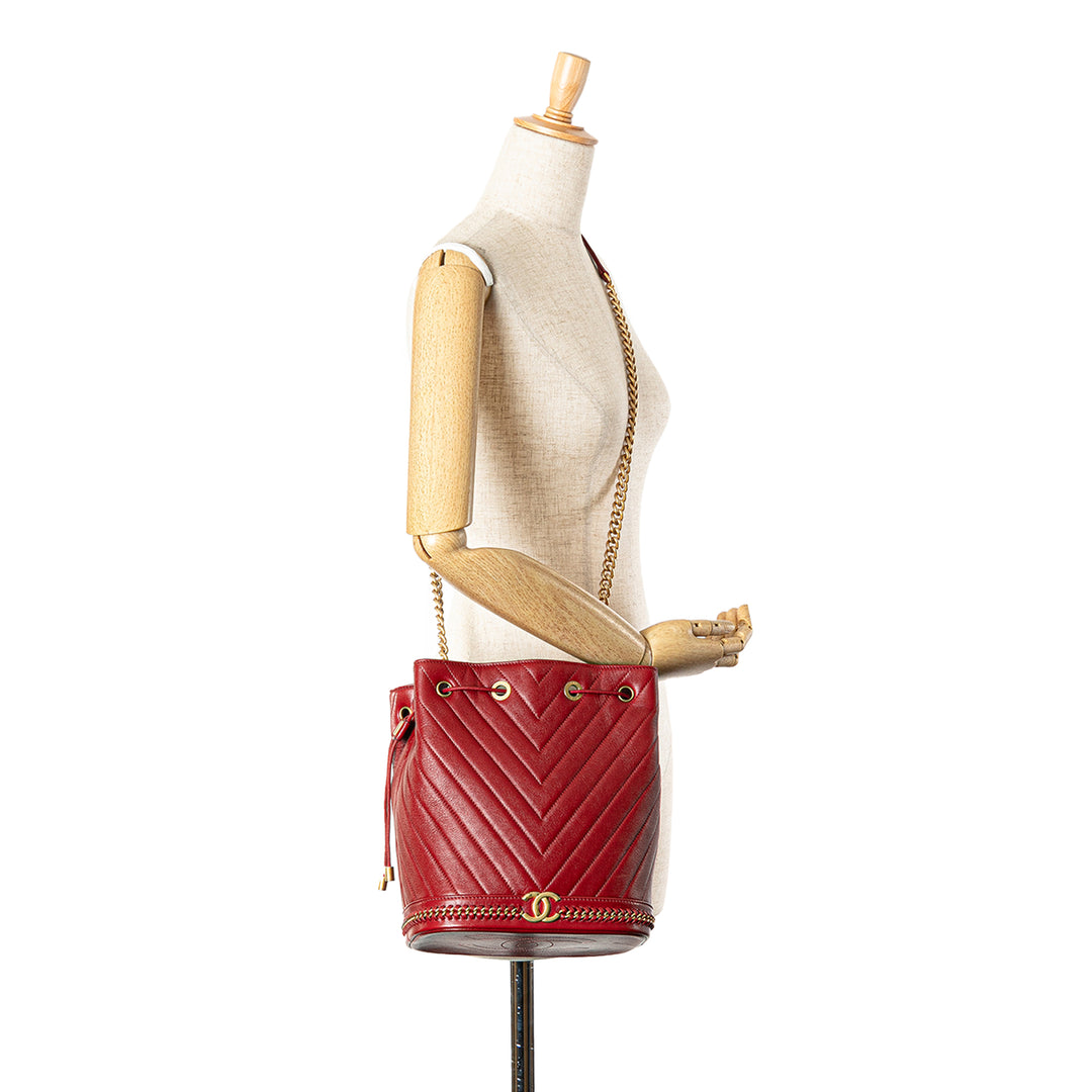 Paris Cosmopolite Medium Chevron Lambskin Bucket Bag Red - Gaby Paris