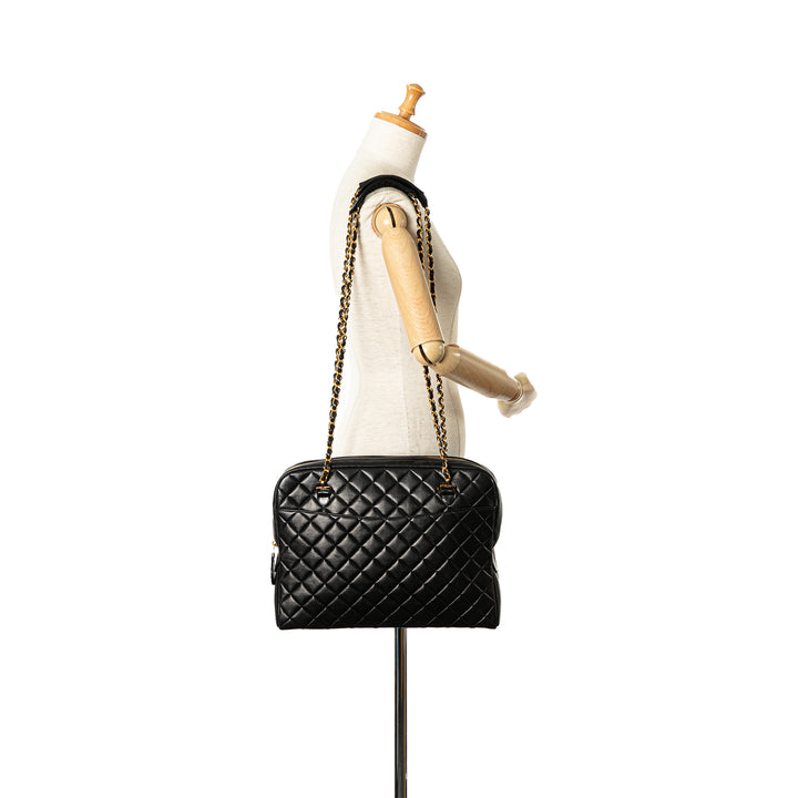 Quilted Lambskin Chain Shoulder Bag Black - Gaby Paris