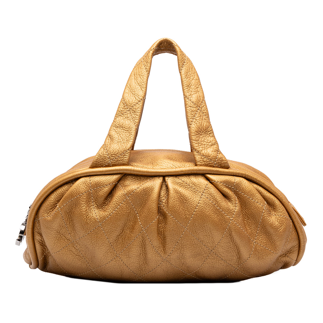 Chanel Matelassé Métallisé Le Marais Bowler Sac Petit Cuir de veau Doré – vue principale – GABY PARIS