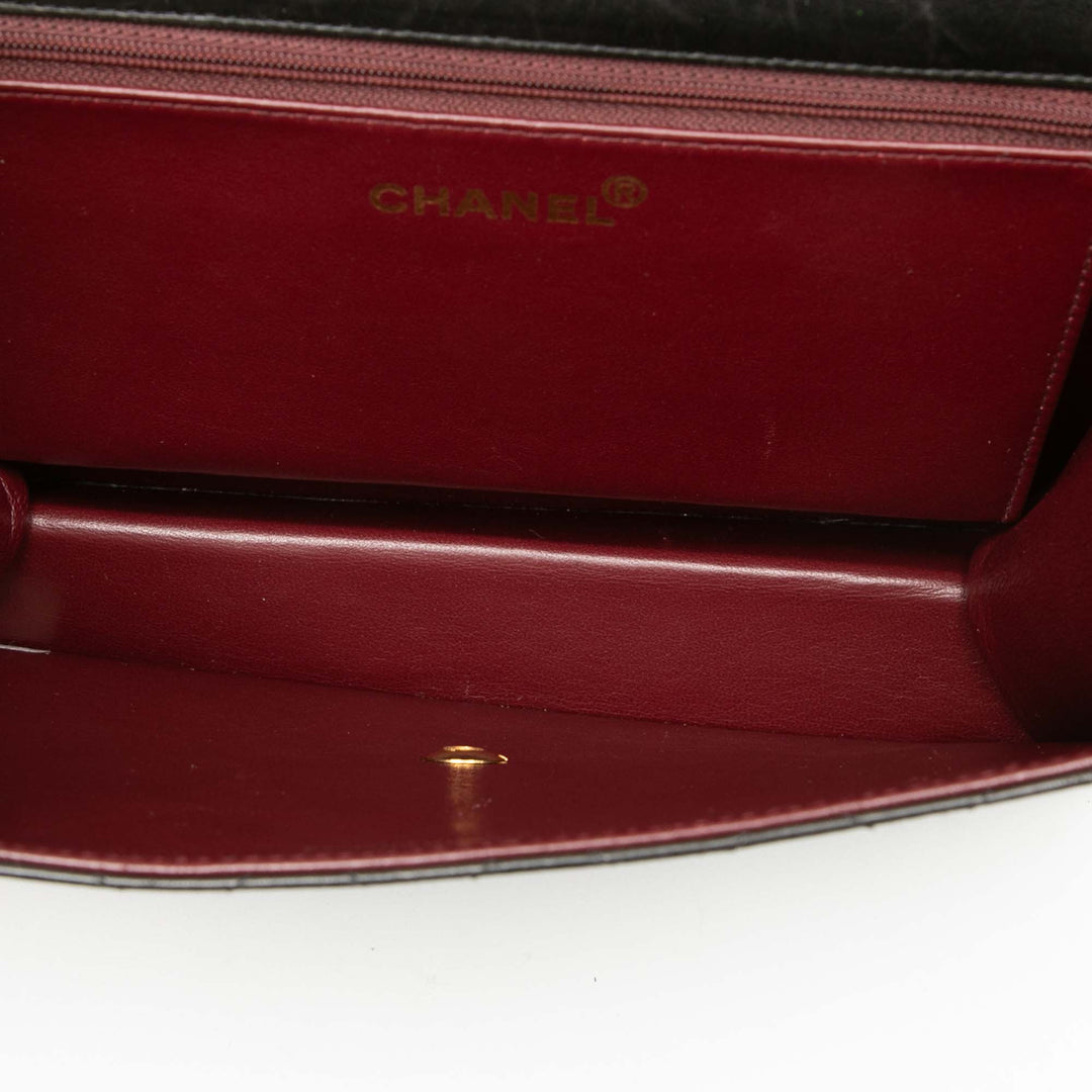 Chanel Medium CC Matelassé Cuir d’agneau Simple rabat