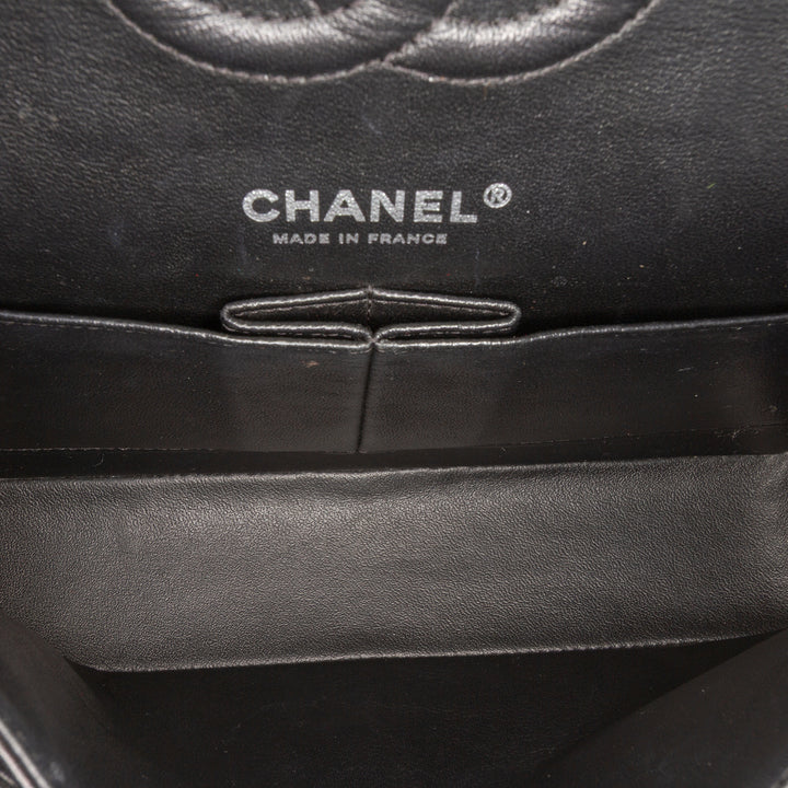 Chanel Medium Classic Chevron Cuir d’agneau Double rabat Noir – GABY PARIS Authentique