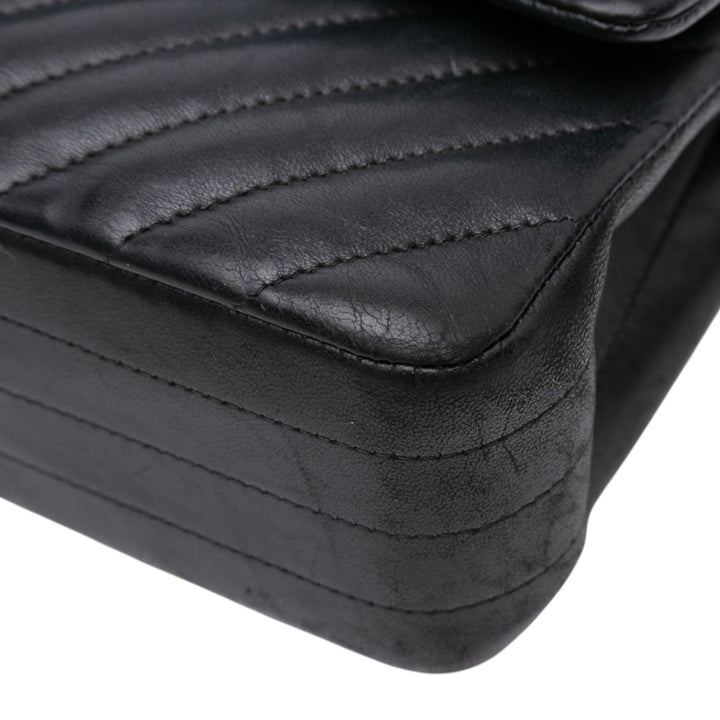 Chanel Medium Classic Chevron Cuir d’agneau Double rabat Noir – GABY PARIS Authentique