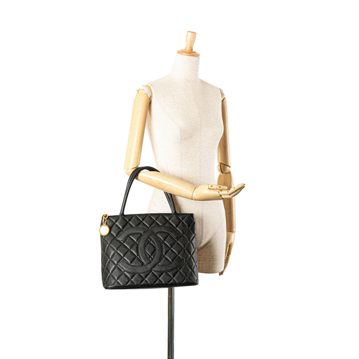 Caviar Medallion Tote Black - Gaby Paris