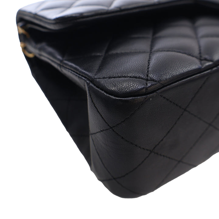 Chanel Medium Classic Cuir d’agneau Double rabat