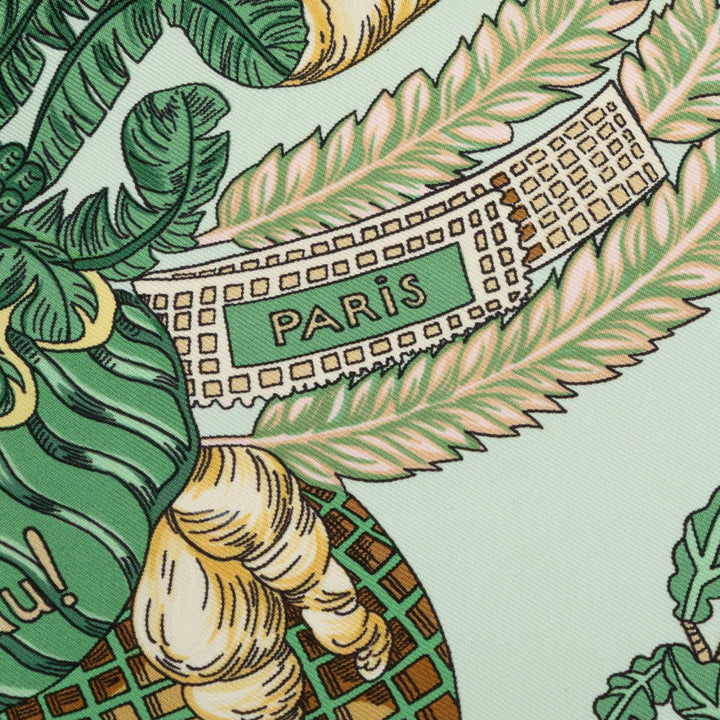 Hermès Carré Chapeau 90 Vert – vue 6 – GABY PARIS
