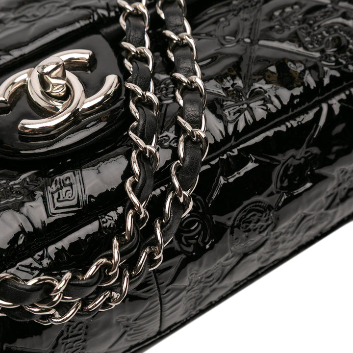 Chanel Jumbo Cuir verni embossé Lucky Symbols à rabat – GABY PARIS Authentique