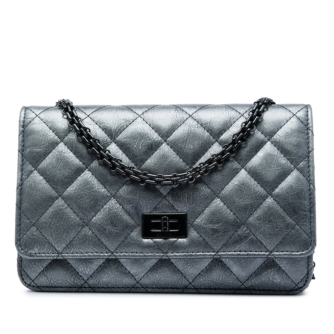 Chanel Matelassé vieilli Reissue 2.55 Wallet on Chain Cuir de veau