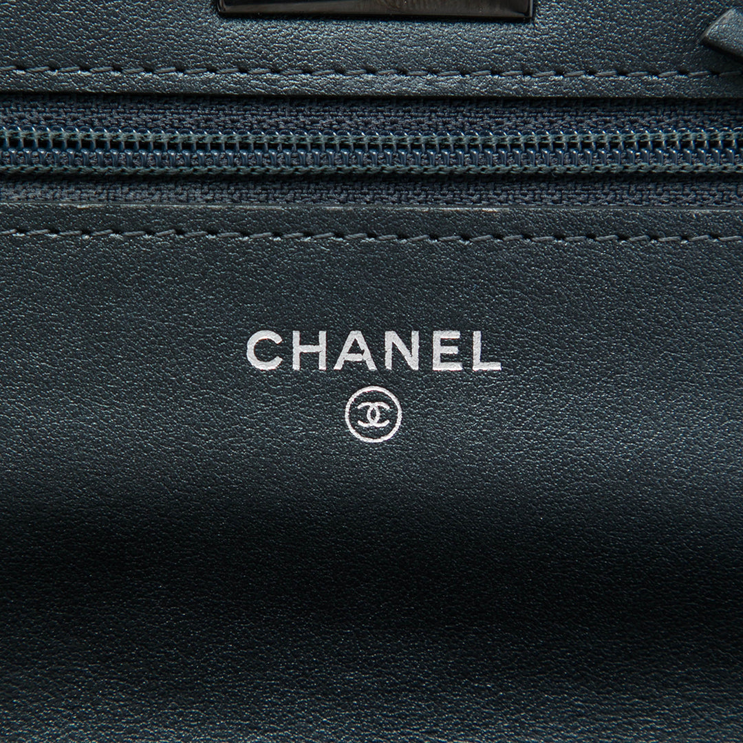 Chanel Matelassé vieilli Reissue 2.55 Wallet on Chain Cuir de veau