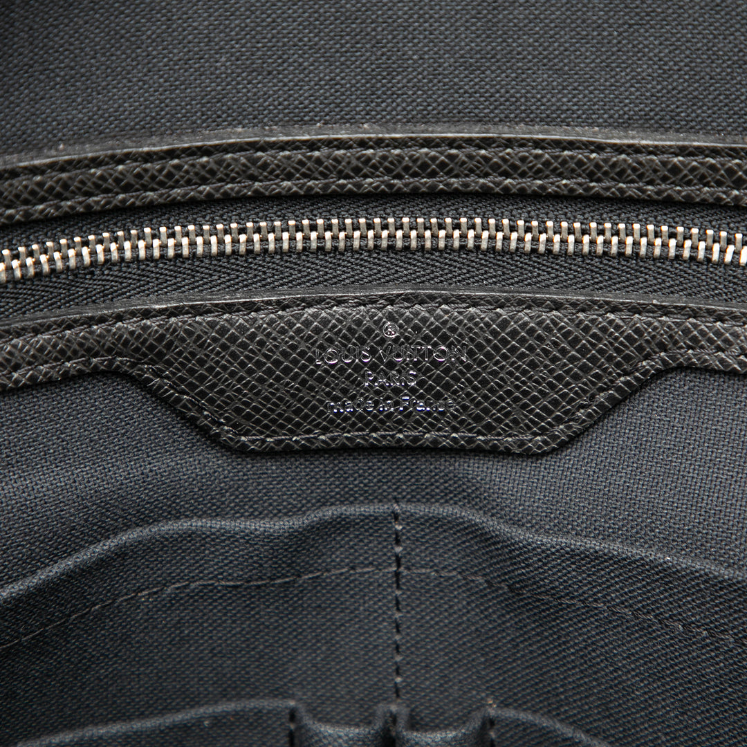 Louis Vuitton Taiga Neo Igor Porte-documents