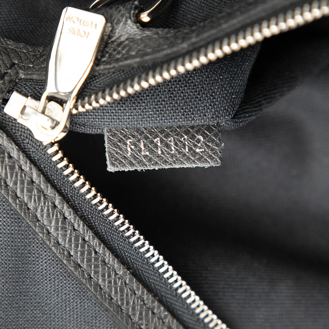 Louis Vuitton Taiga Neo Igor Porte-documents