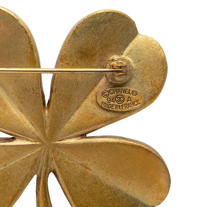Chanel CC plaqué Clover Broche Métal