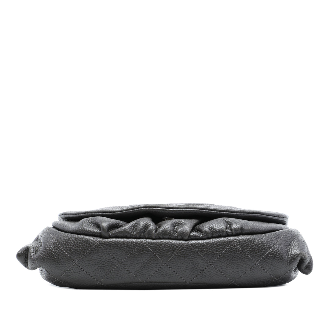 CC Half Moon Wallet on Chain Cuir caviar Gris