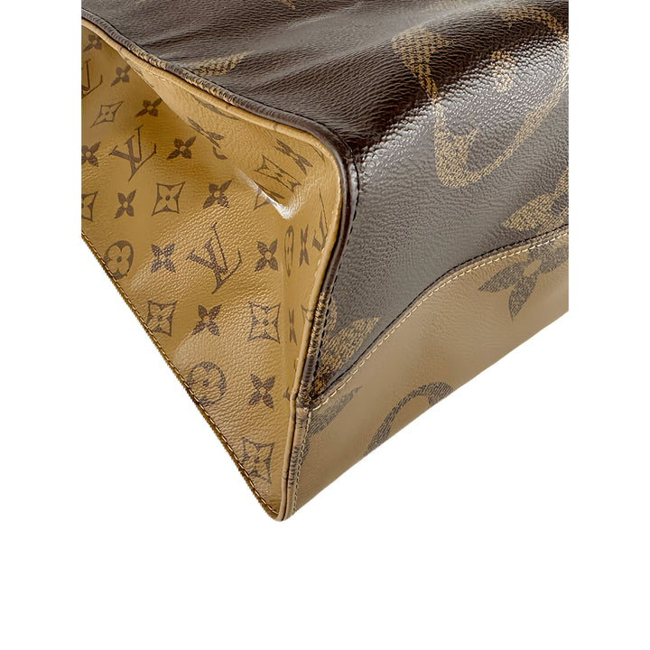 Louis Vuitton Giant OnTheGo GM Monogram Reverse Marron – vue 15 – GABY PARIS