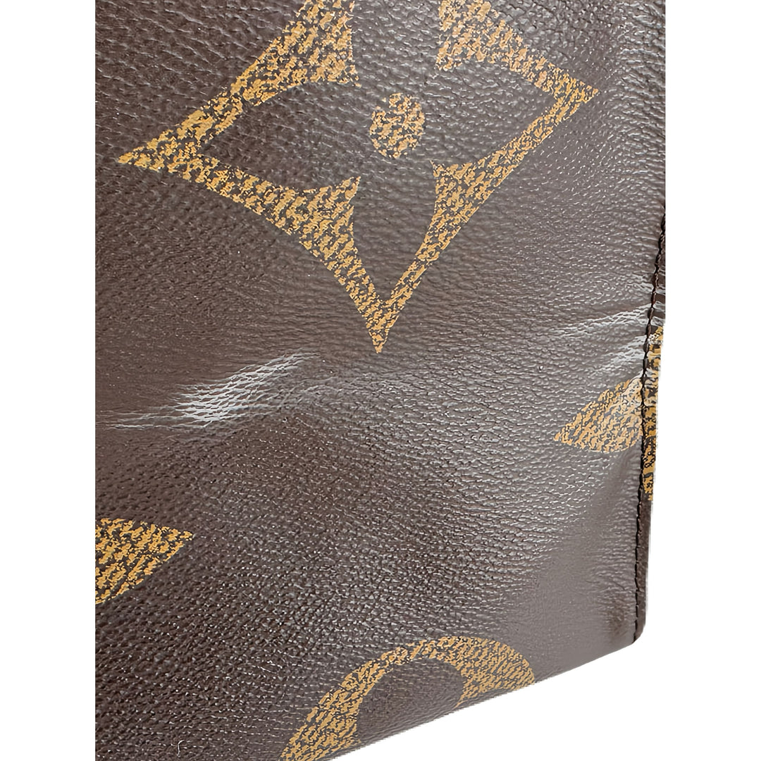 Louis Vuitton Giant OnTheGo GM Monogram Reverse Marron – vue 6 – GABY PARIS