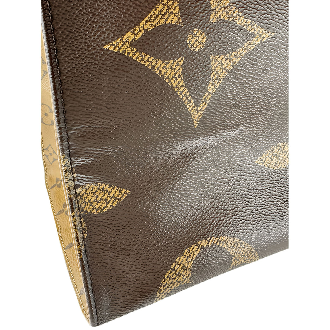 Louis Vuitton Giant OnTheGo GM Monogram Reverse Marron – vue 7 – GABY PARIS