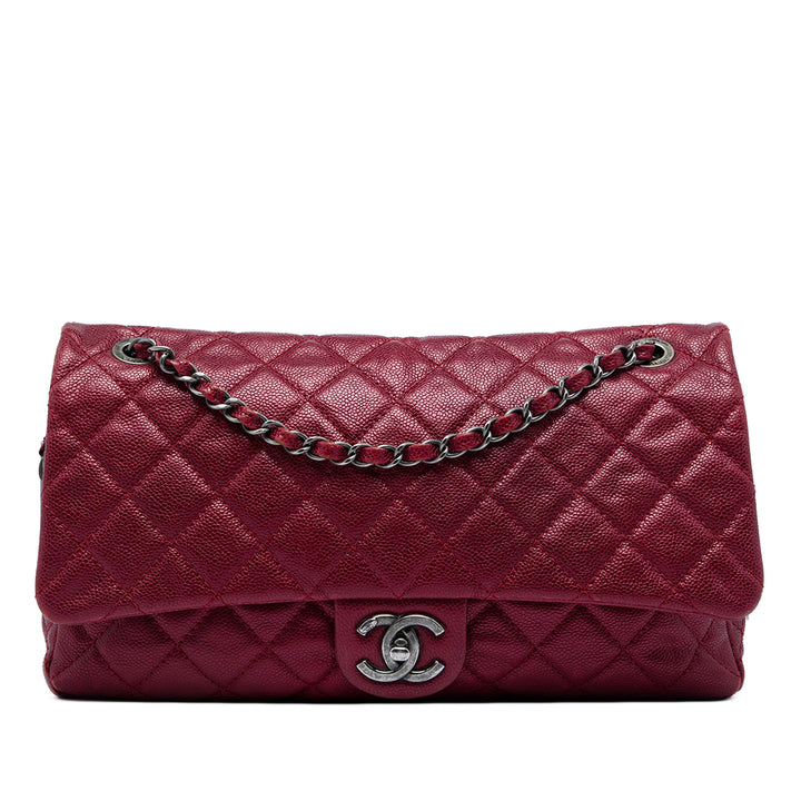 Chanel Jumbo Matelassé Iridescent Caviar Easy à rabat