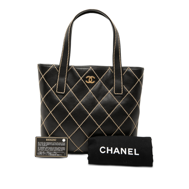 Chanel Small CC Matelassé Cuir de veau Wild Stitch Cabas