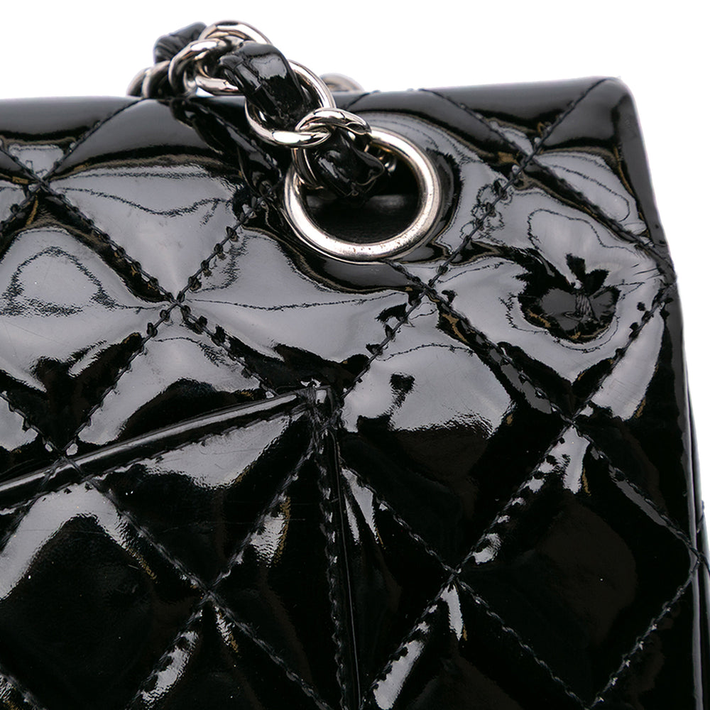 Medium Classic Patent Double Flap Black - Gaby Paris