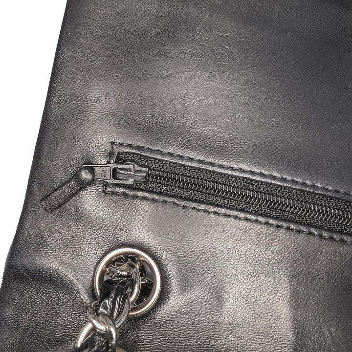 Medium Classic Patent Double Flap Black - Gaby Paris
