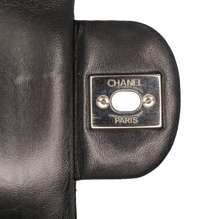 Medium Classic Patent Double Flap Black - Gaby Paris