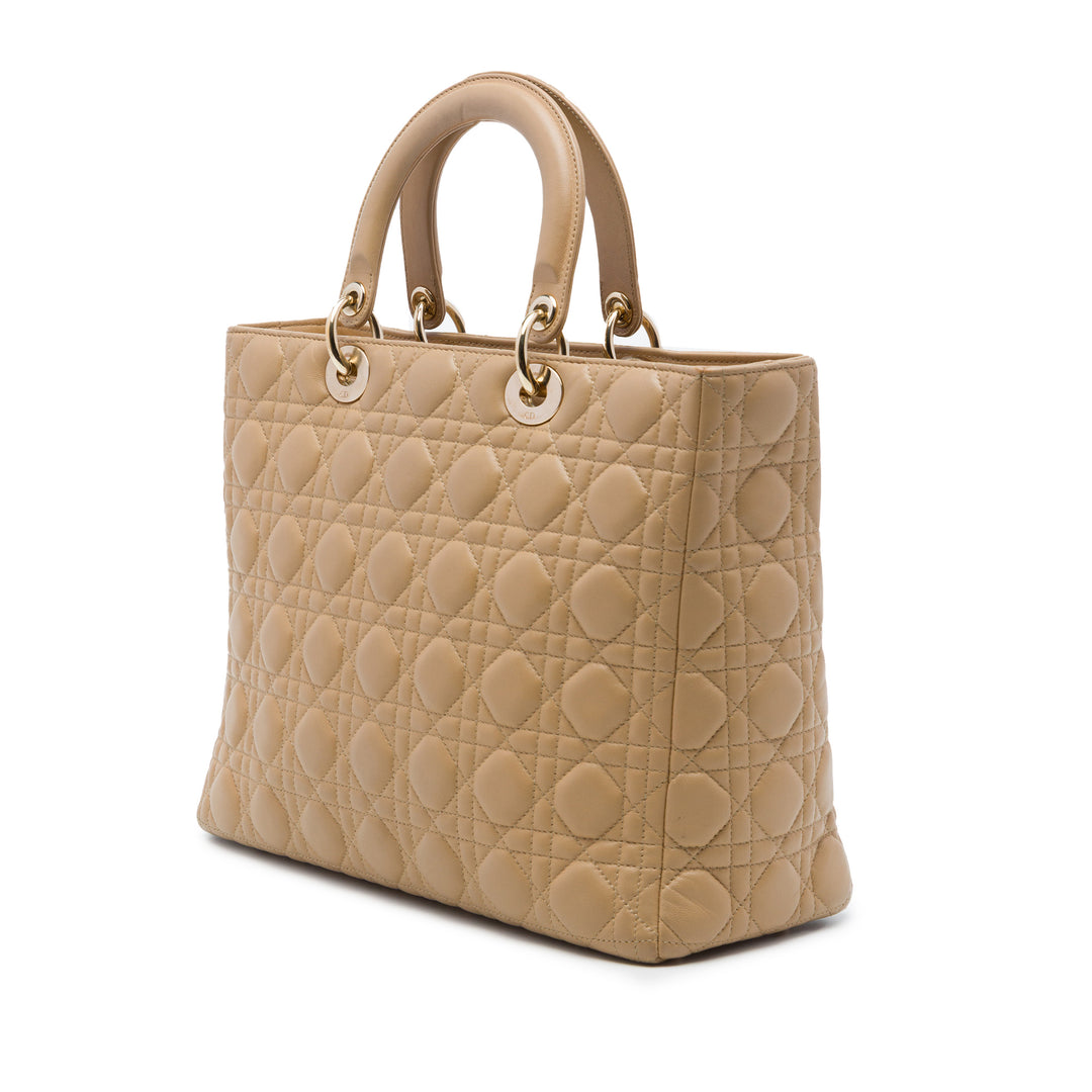 Dior Sac à main Lady Dior Cannage Grand Cuir d'agneau Beige – vue 2 – GABY PARIS