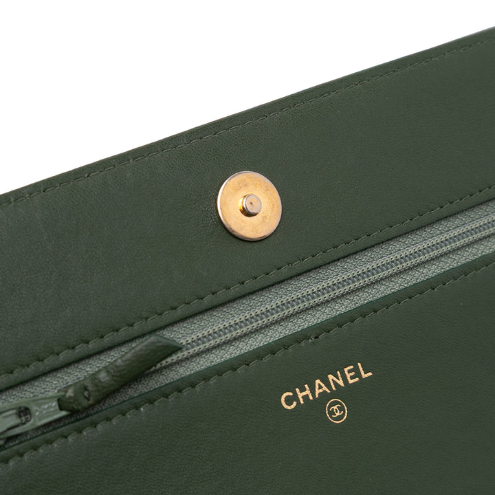 Chevron Quilted Crumpled Calfskin Boy Wallet On Chain Green - Gaby Paris