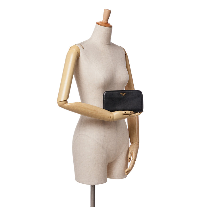 Saffiano Zip Around Long Wallet Black - Gaby Paris