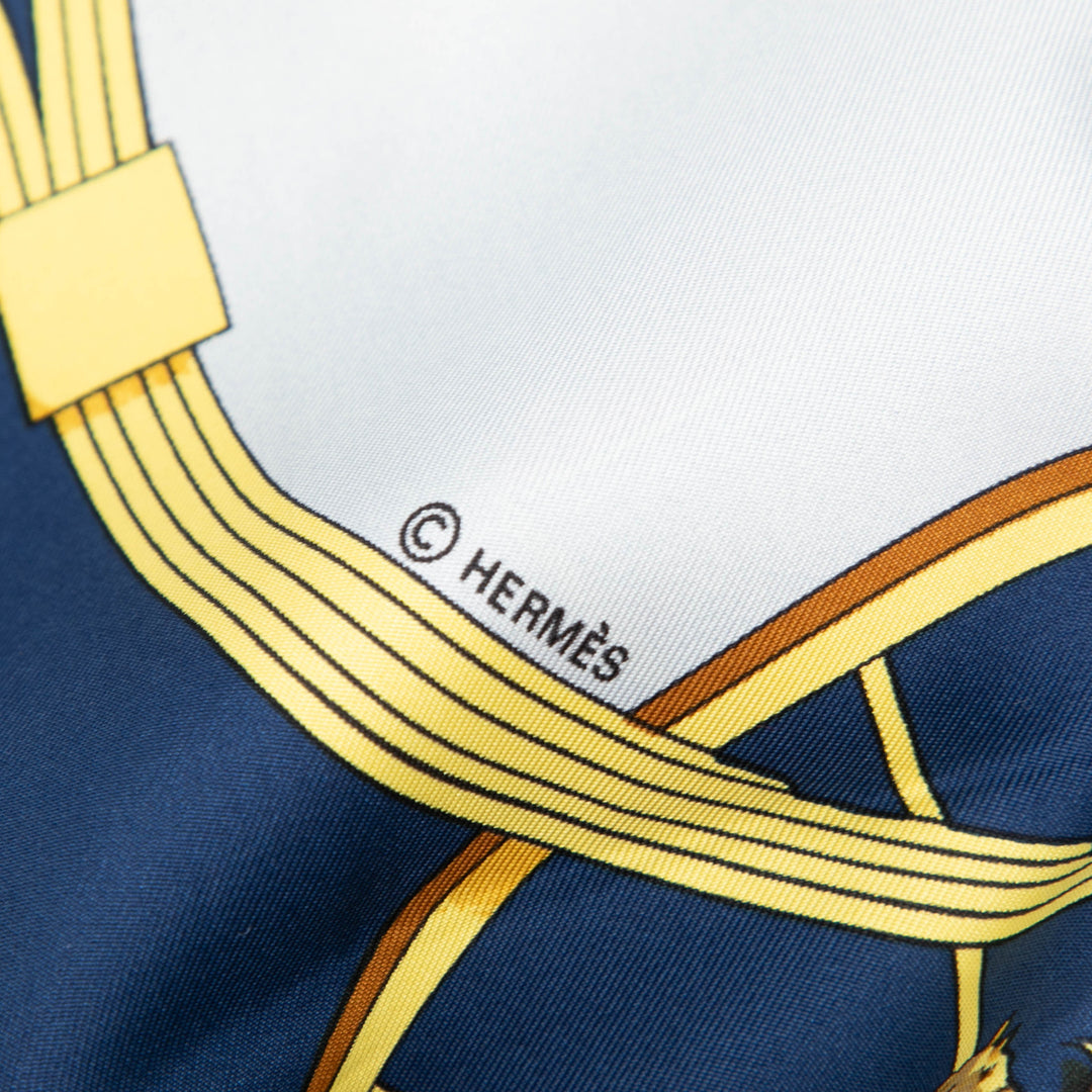 Hermès Springs Foulard 90 Bleu – vue 5 – GABY PARIS