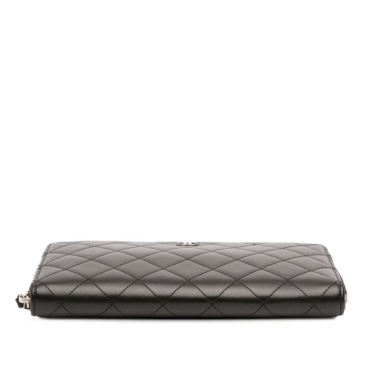 Chanel CC Quilted Cuir d’agneau Zip Around Wallet Noir