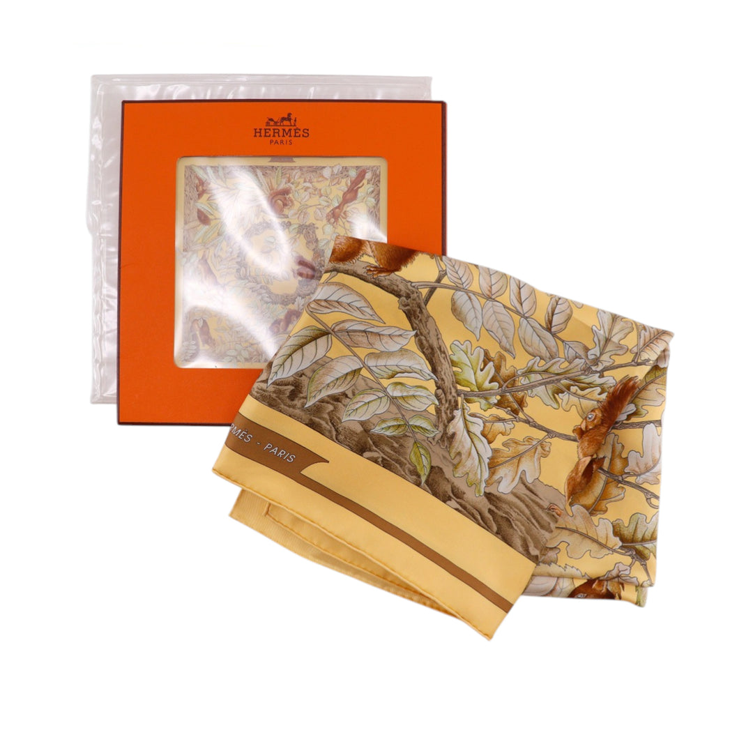 Casse Noisette Foulard 90 Marron