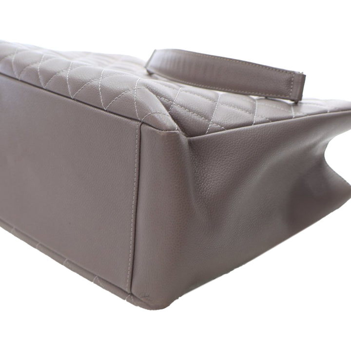 Chanel Caviar Grand Shopping Cabas