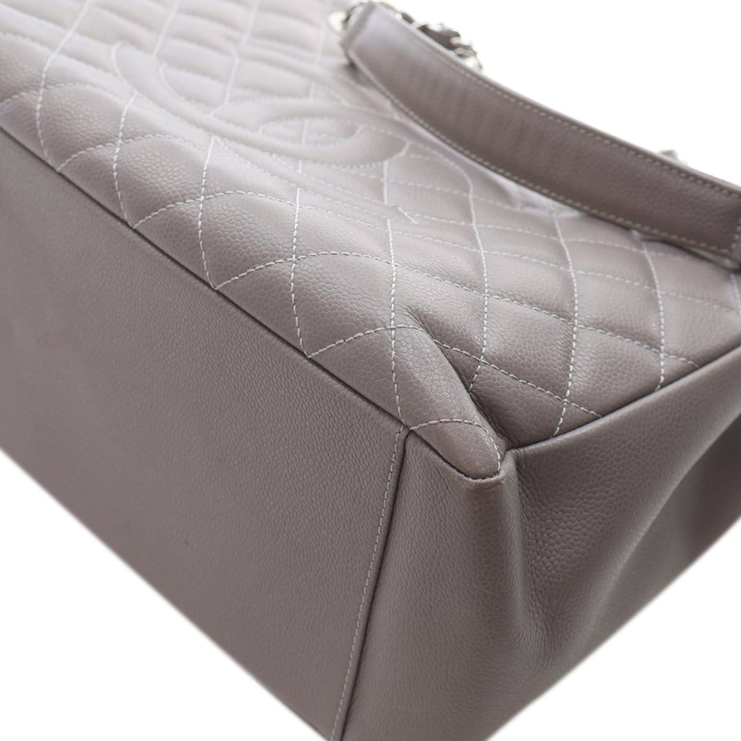 Chanel Caviar Grand Shopping Cabas
