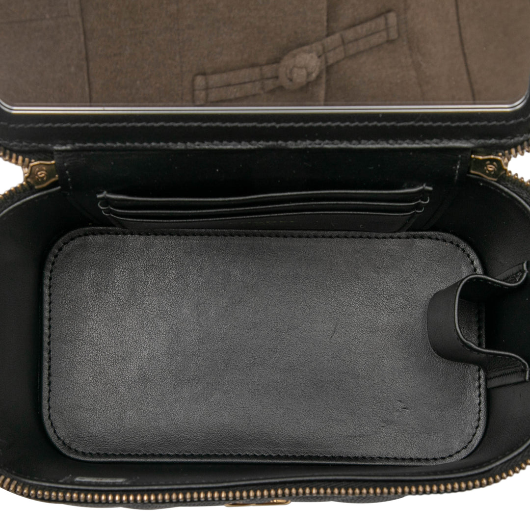 Chanel Small Matelassé Caviar Coco Casino Vanity avec chaîne