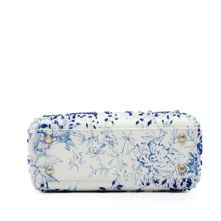 Dior Beaded Jardin D Hiver Lady Dior Mini Cuir de veau Blanc – vue 3 – GABY PARIS