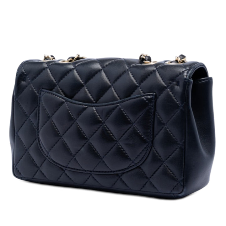 Chanel Mini Matelassé Cuir d’agneau Mademoiselle Chic à rabat