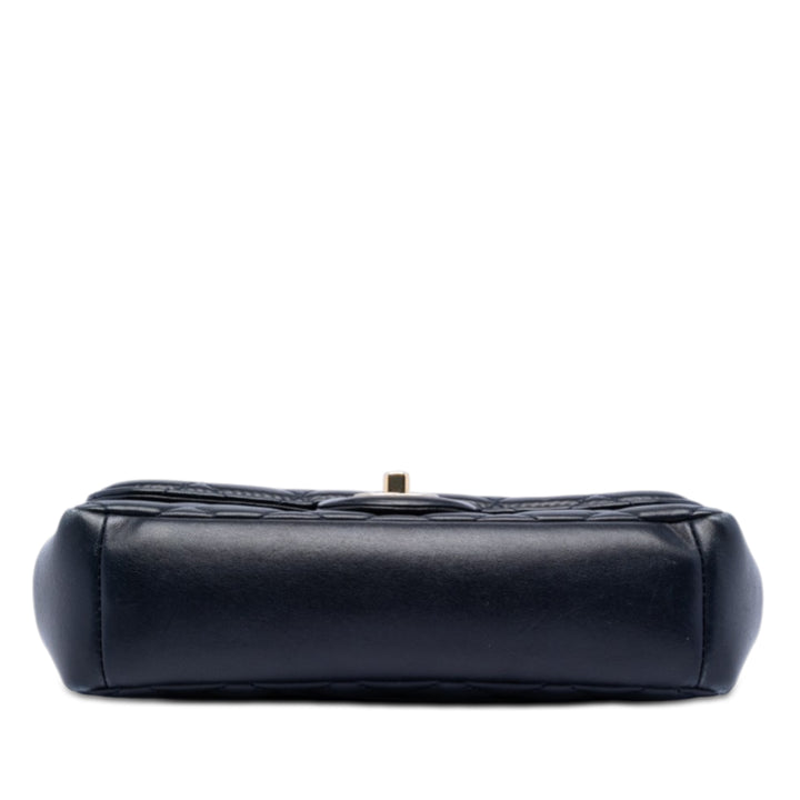 Chanel Mini Matelassé Cuir d’agneau Mademoiselle Chic à rabat