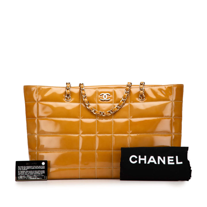 CC Square Quilted Patent Tote Brown - Gaby Paris