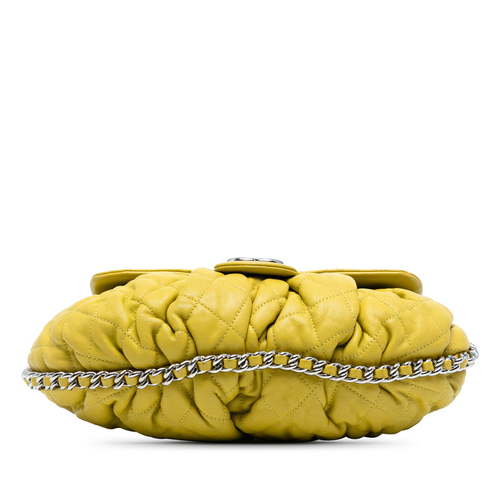 Chanel CC Matelassé Cuir d’agneau Sac rond à chaîne à rabat