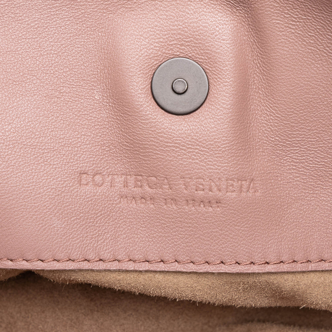 Bottega Veneta Cabas Intrecciato Double chaîne nappa Moyen Rose – vue 5 – GABY PARIS
