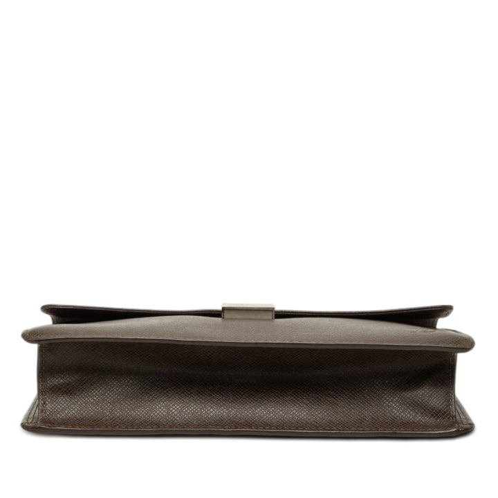 Louis Vuitton Taiga Selenga Marron – vue 3 – GABY PARIS