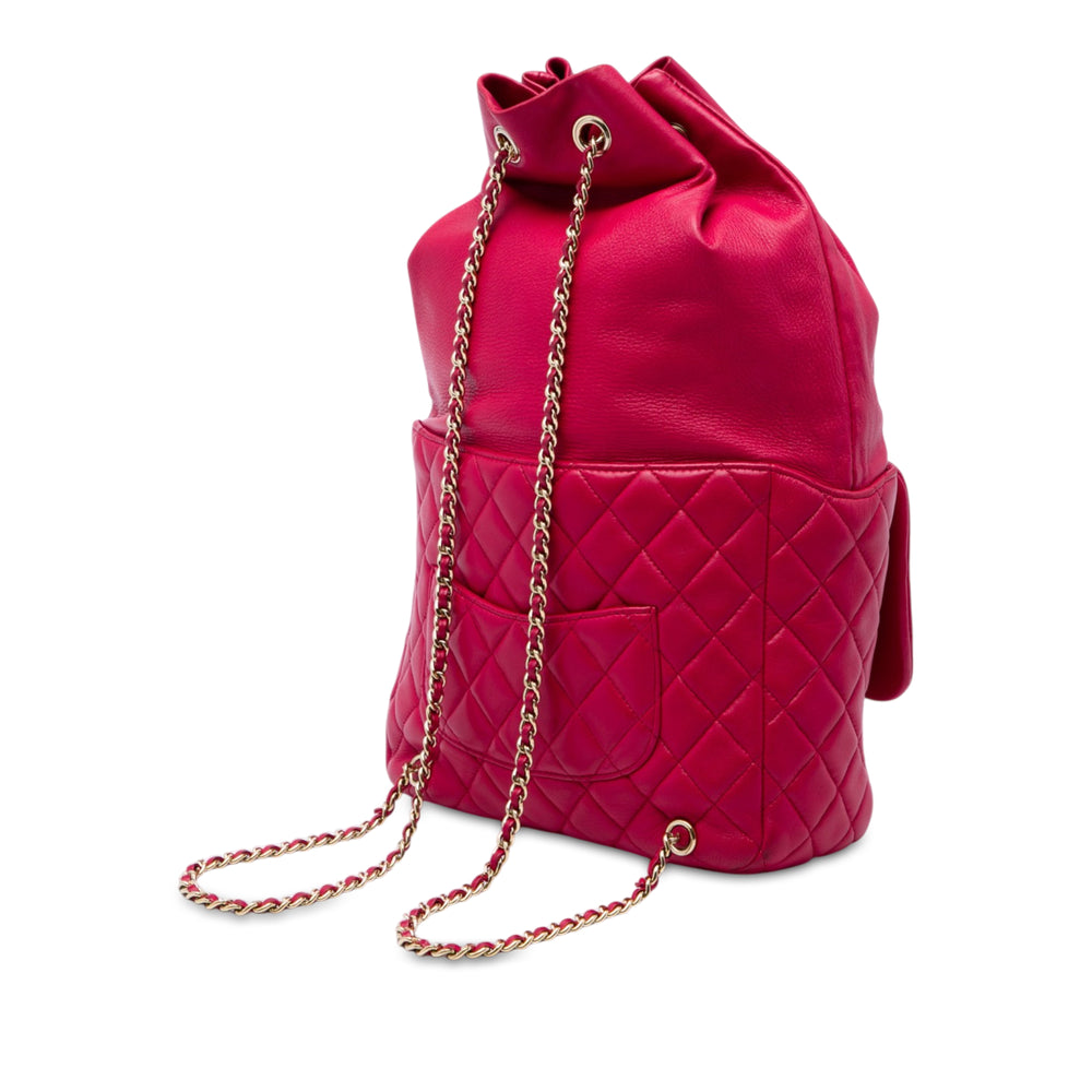 Chanel Matelassé In Seoul Sac à dos Grand Cuir d'agneau Rouge – vue 2 – GABY PARIS