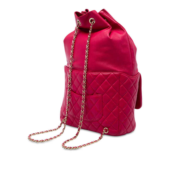 Chanel Matelassé In Seoul Sac à dos Grand Cuir d'agneau Rouge – vue 2 – GABY PARIS