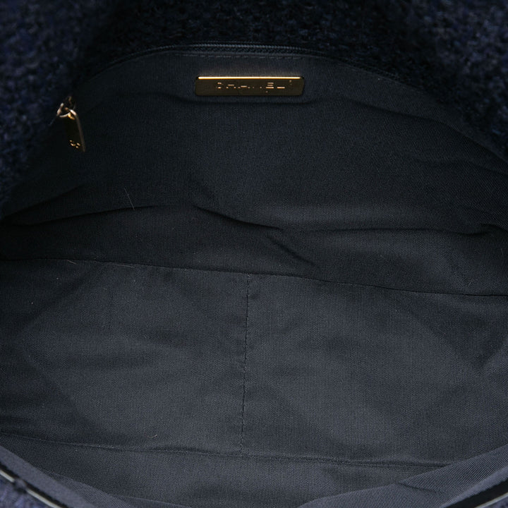 Chanel Sac à main 19 à rabat Tweed Maxi Bleu – vue 4 – GABY PARIS