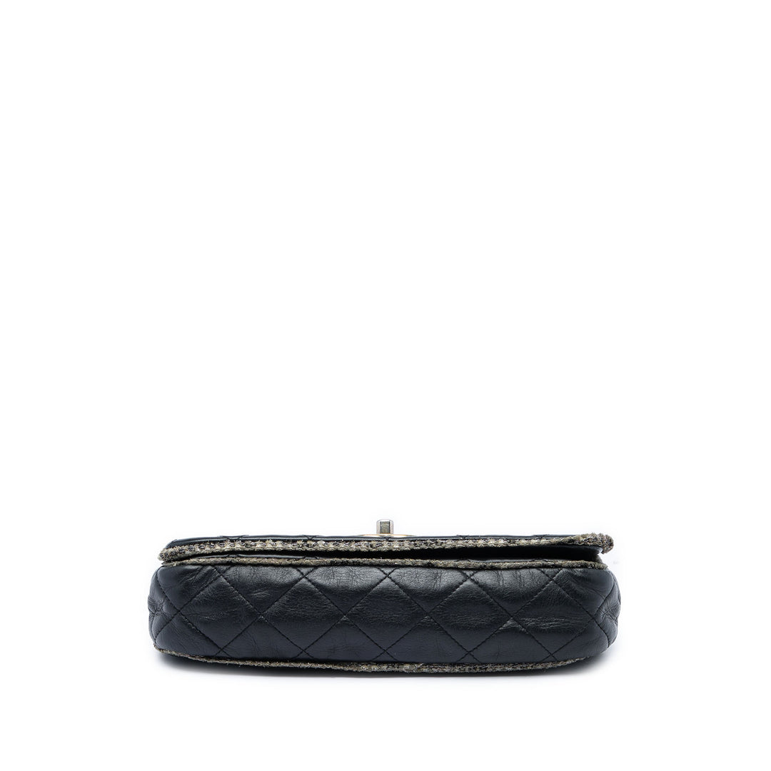 Chanel Sac porté épaule CC Matelassé et Chaîne à rabat Petit Cuir d'agneau Noir – vue 3 – GABY PARIS