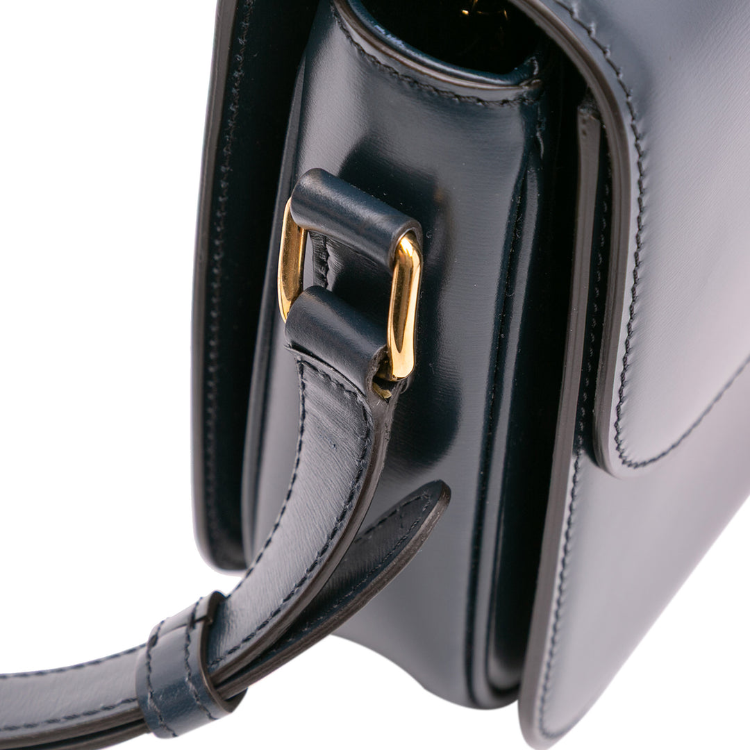 Celine Classique Shiny Cuir de veau Triomphe Crossbody Bleu – GABY PARIS Authentique
