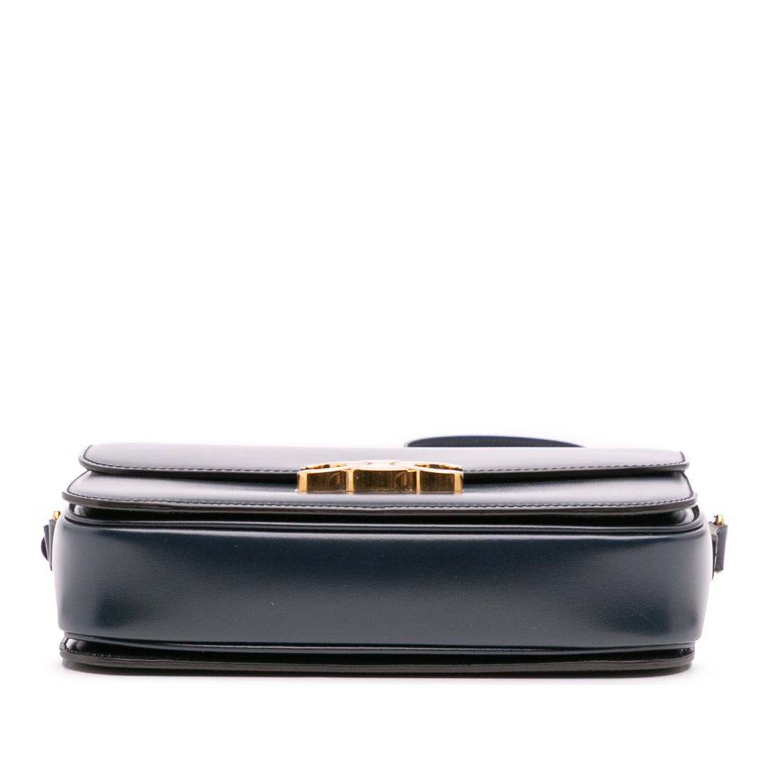 Celine Classique Shiny Cuir de veau Triomphe Crossbody Bleu – GABY PARIS Authentique