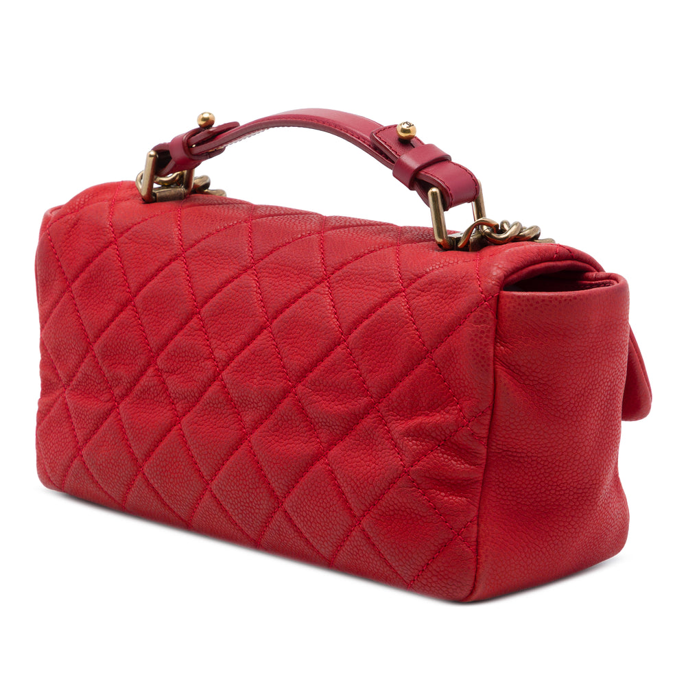 Chanel Sac à main Irisé Chic Quilt à rabat Moyen Cuir caviar Rouge – vue 2 – GABY PARIS