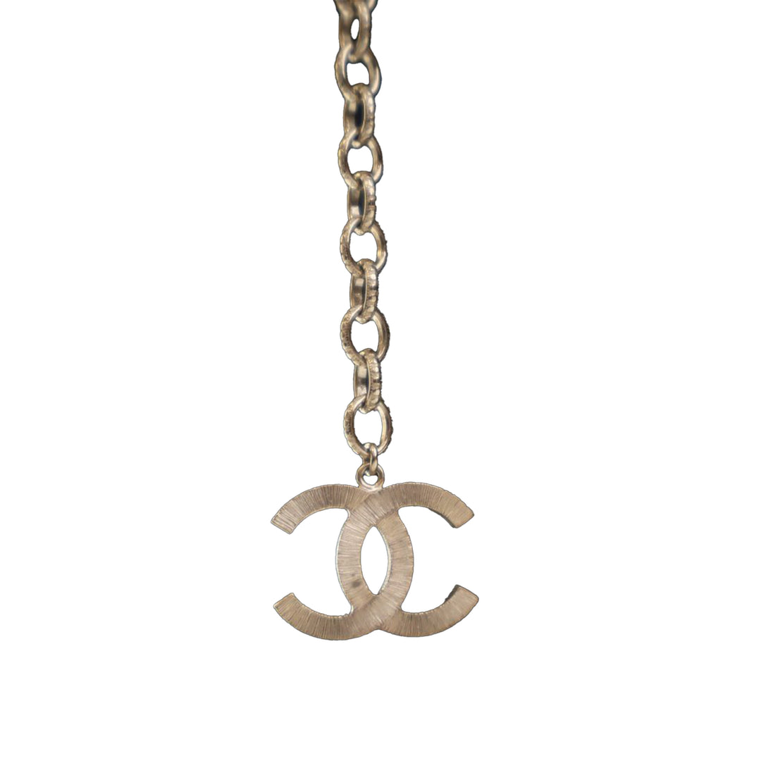 Chanel Multi Strand Knotted Perles fantaisie Collier