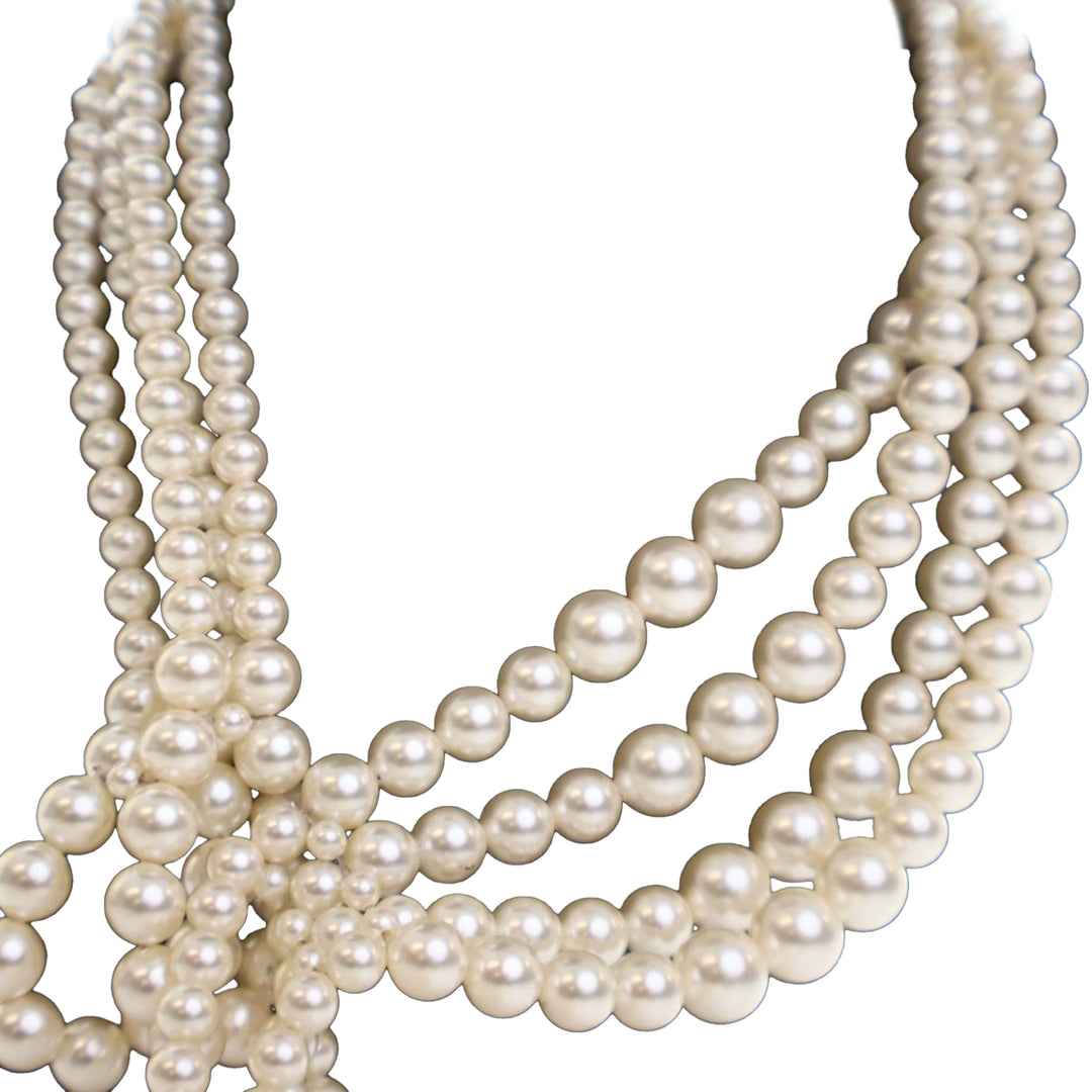 Chanel Multi Strand Knotted Perles fantaisie Collier